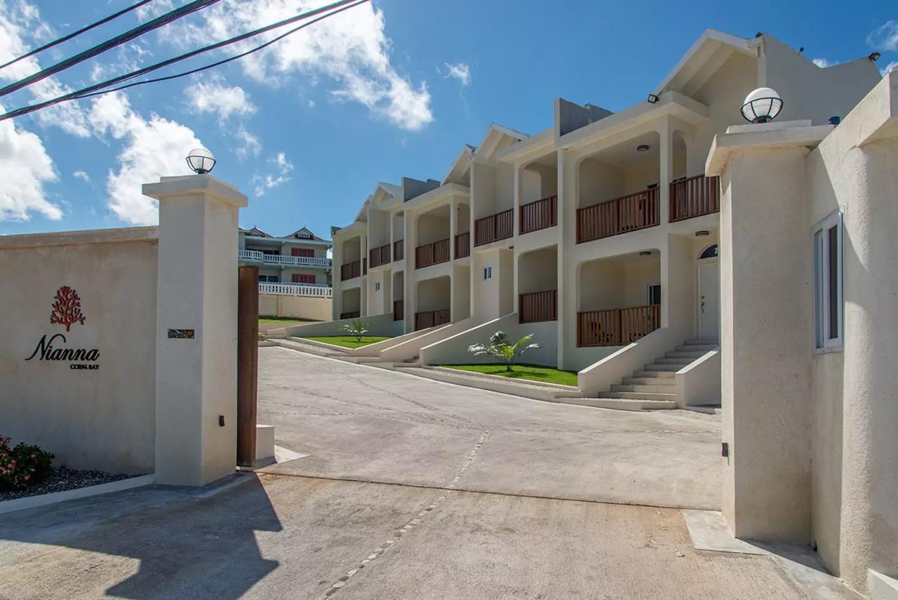 Family Complex Beside Beach W/Pool Montego Bay #1 Ngoại thất bức ảnh
