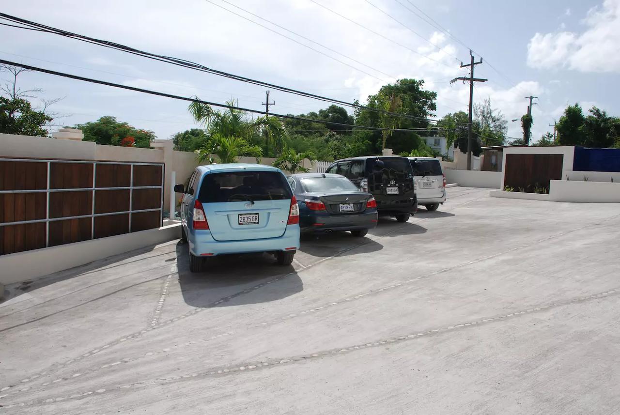 Family Complex Beside Beach W/Pool Montego Bay #1 Ngoại thất bức ảnh